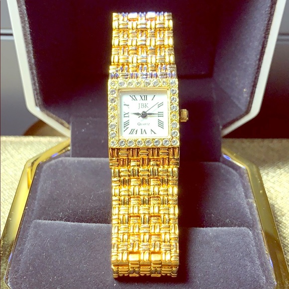JACQUELINE KENNEDY COLLECTION GOLD TONE - Picture 1 of 4